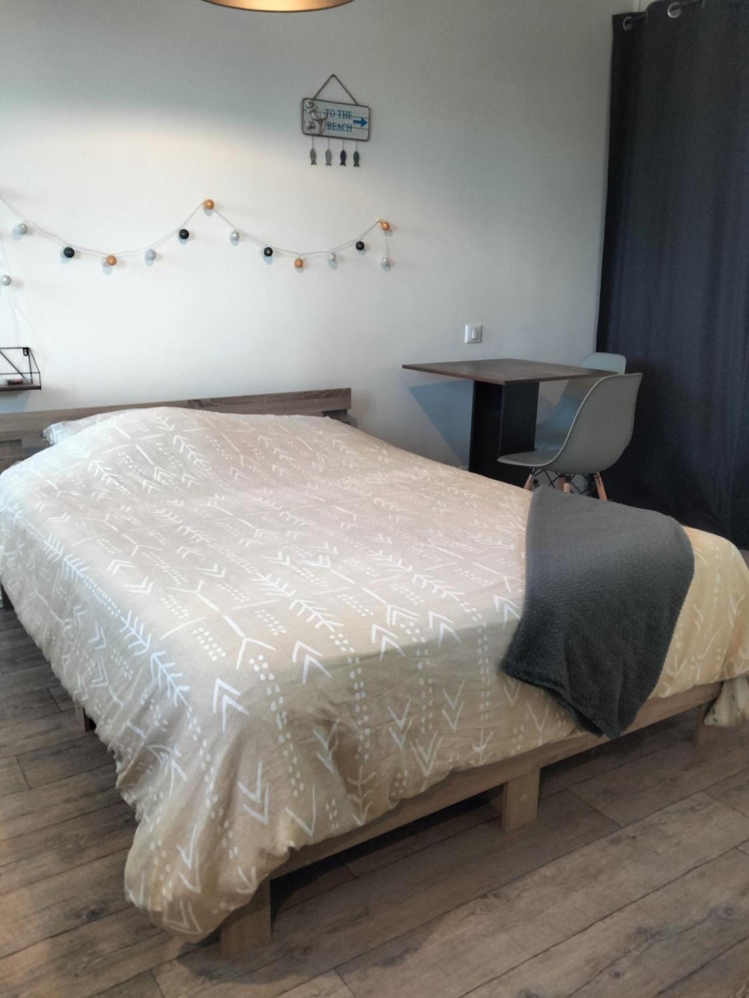 Logement Independant Avec Exterieur Privatif Et Cloture Batz-sur-Mer Exteriér fotografie